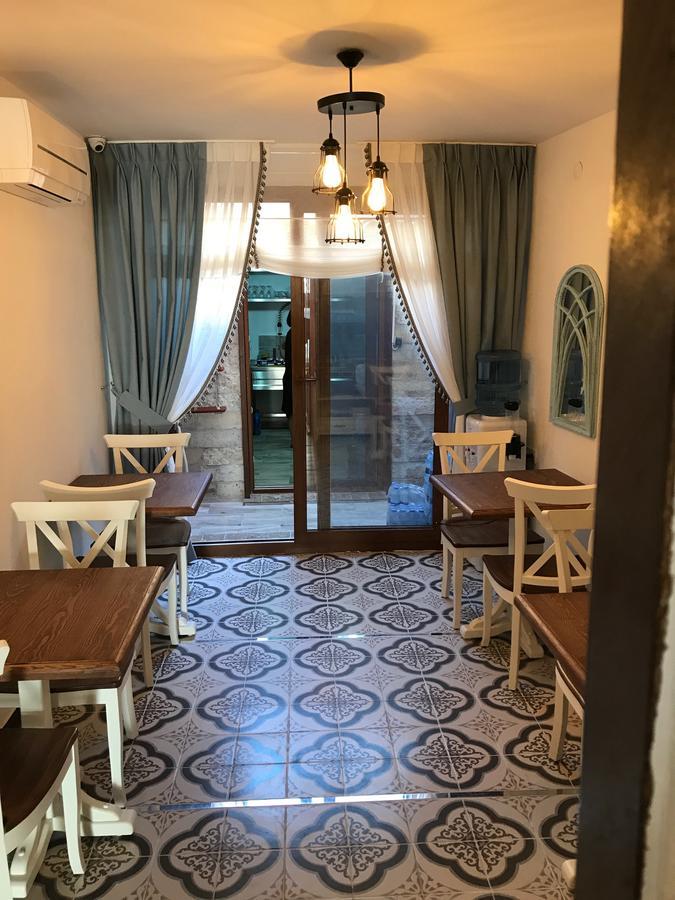 Ayshe Hotel Foça Buitenkant foto