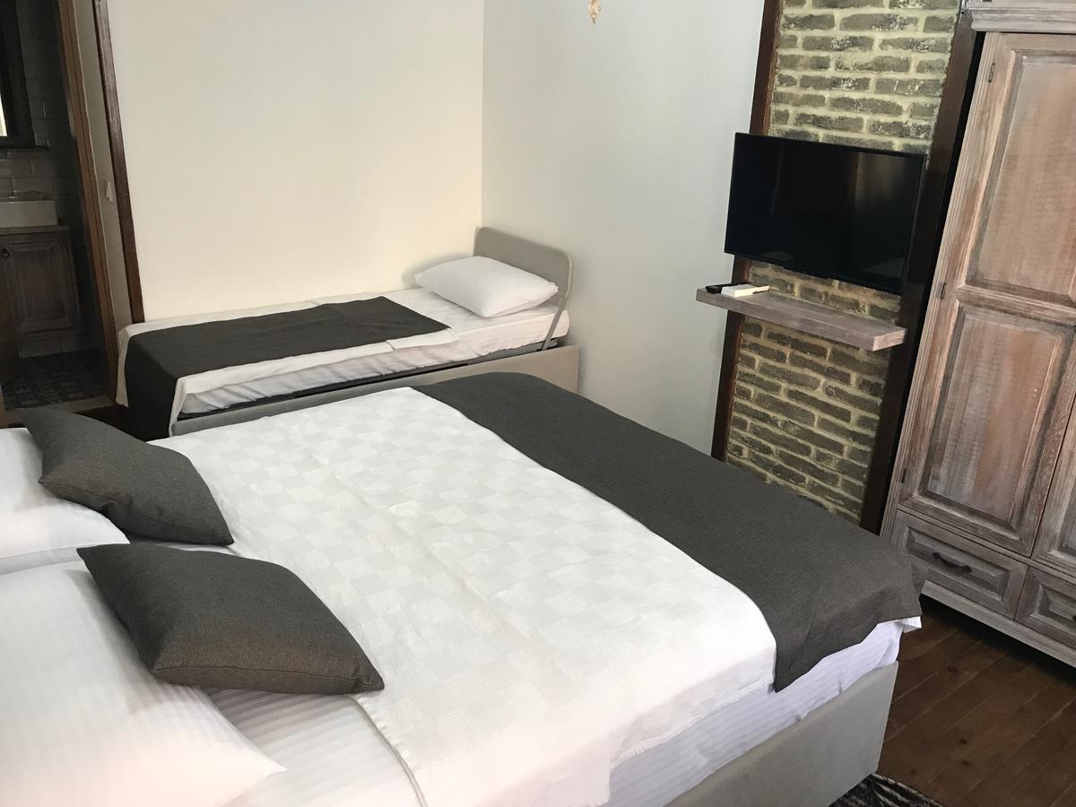 Ayshe Hotel Foça Buitenkant foto
