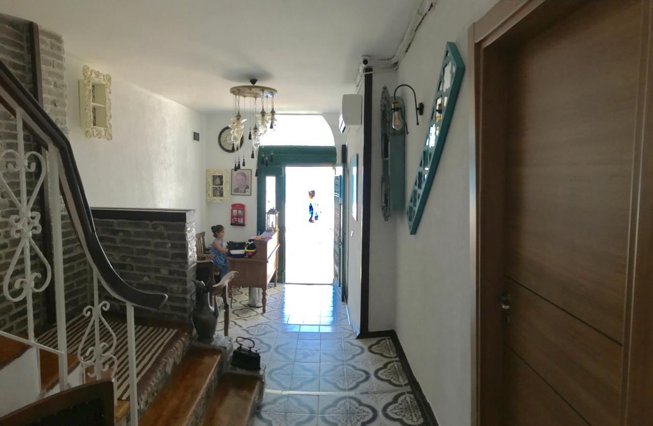 Ayshe Hotel Foça Buitenkant foto